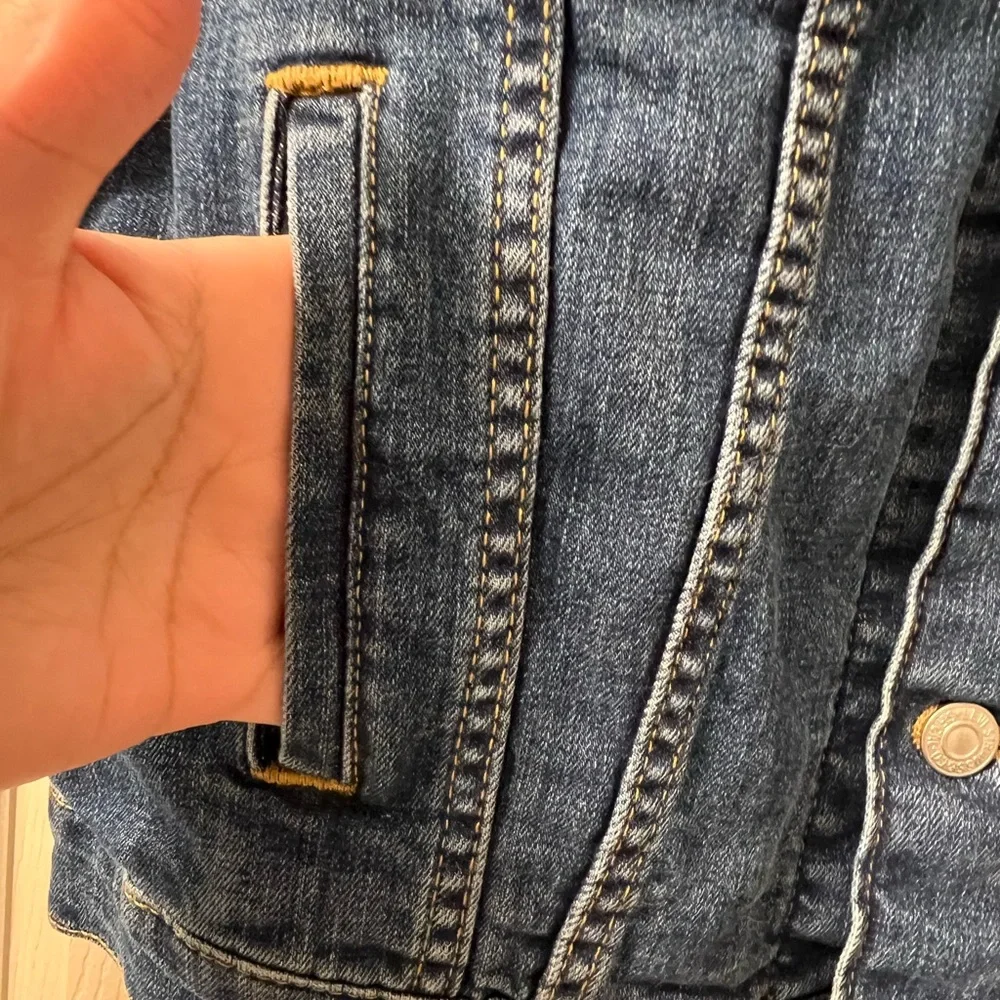 Levi's Jacket - Picture 5 of 5